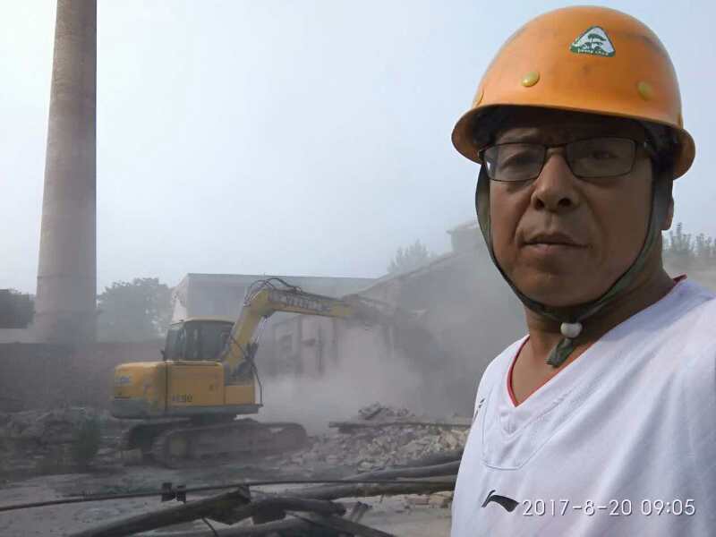 半岛平台挖机客户裴师傅