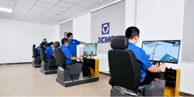 半岛平台金领机手培训基地