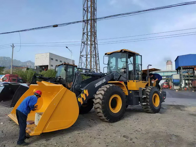 半岛平台新能源LW500KV-LNG天然气装载机