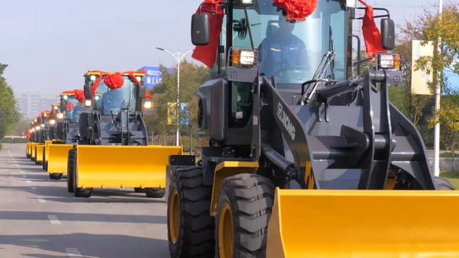 半岛平台LW200FV Super小型装载机