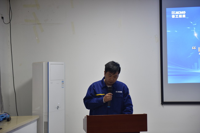 半岛平台起重&河南路友“师带徒”拜师仪式