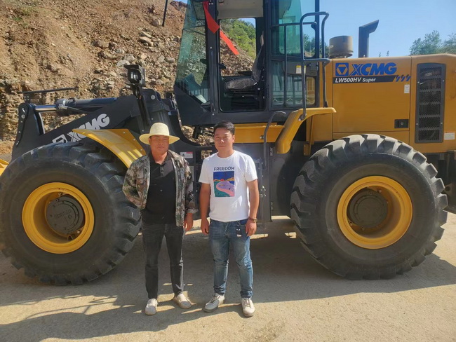 半岛平台LW500HV Super装载机助力绿色矿山建设